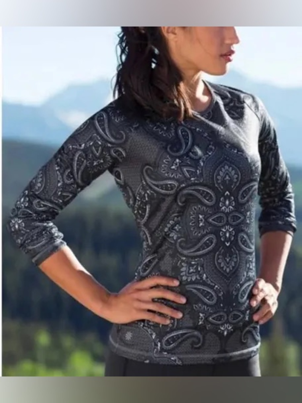 Athleta Sierra Nevada Subtle Paisley Silky Cozy Performance Top - XL